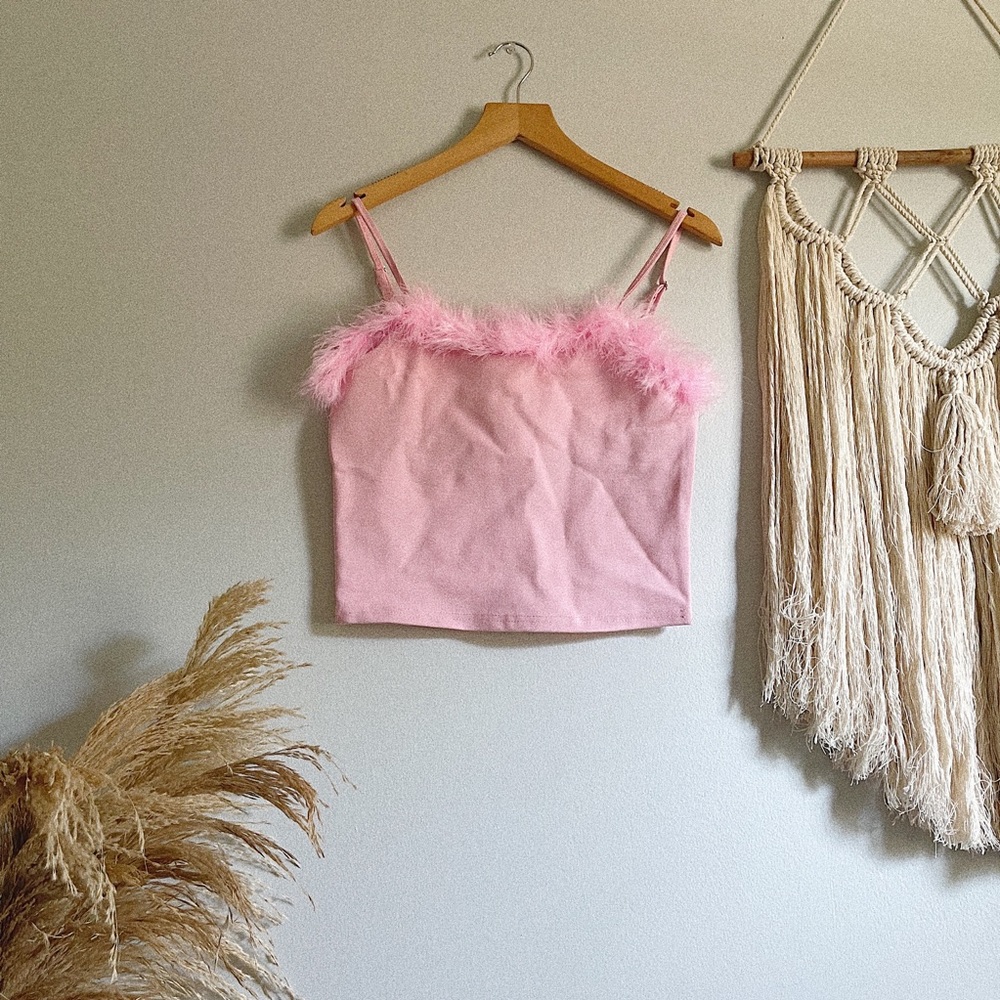 ✰ feather trim crop top ✰